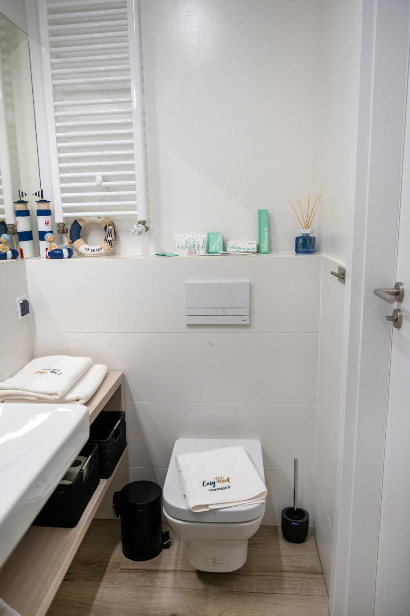 Platinium Moon - Przy Samym Morzu - Easy-Rent Apartments Rewal Eksteriør billede